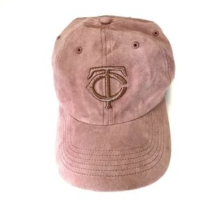 MinnesotaTwins Baseball Cap Pink Faux Suede